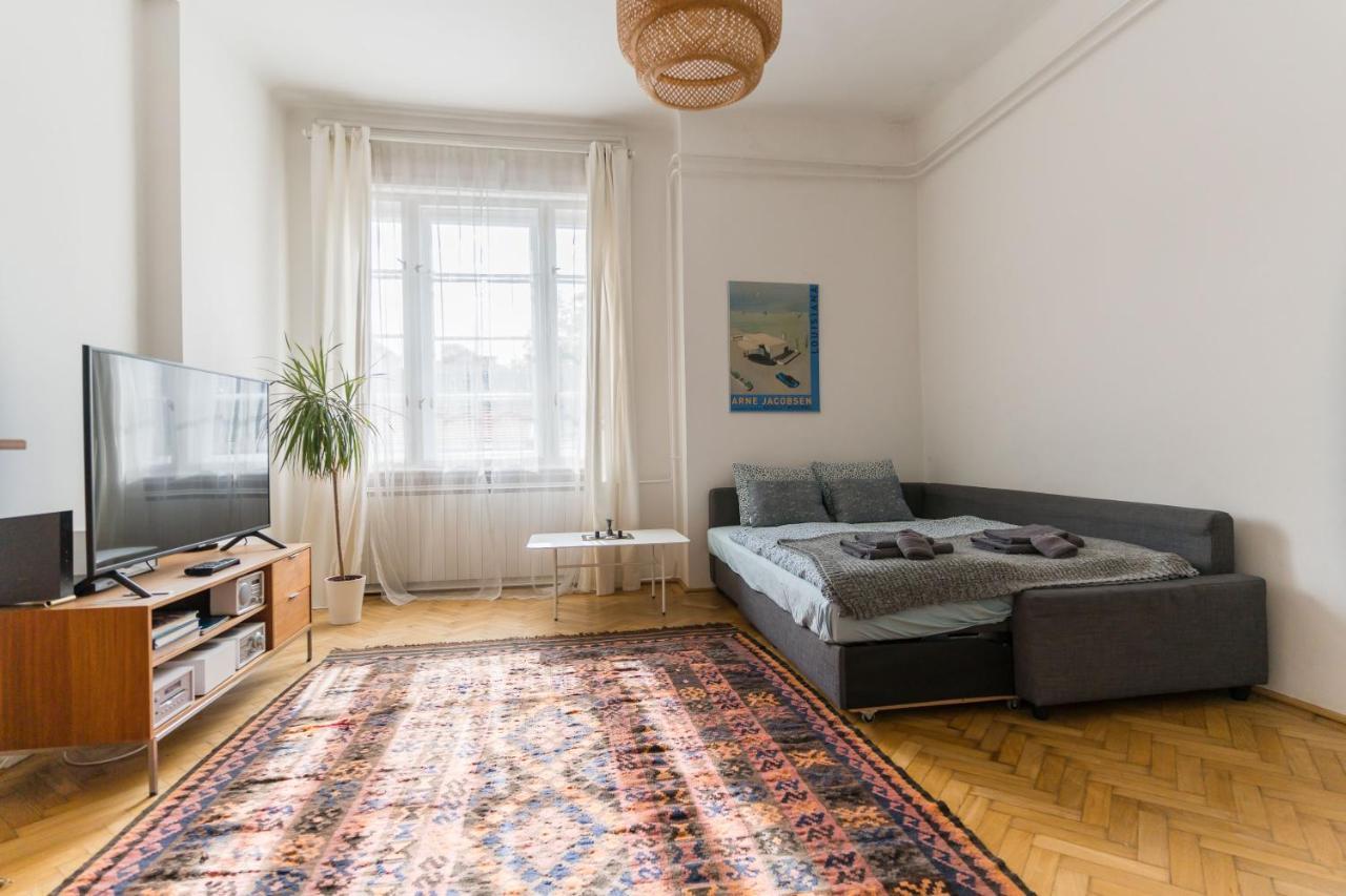 Klauzal Apartment W/3 Bedrooms, French Balcony Budapest Esterno foto