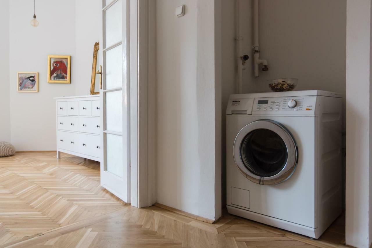 Klauzal Apartment W/3 Bedrooms, French Balcony Budapest Esterno foto