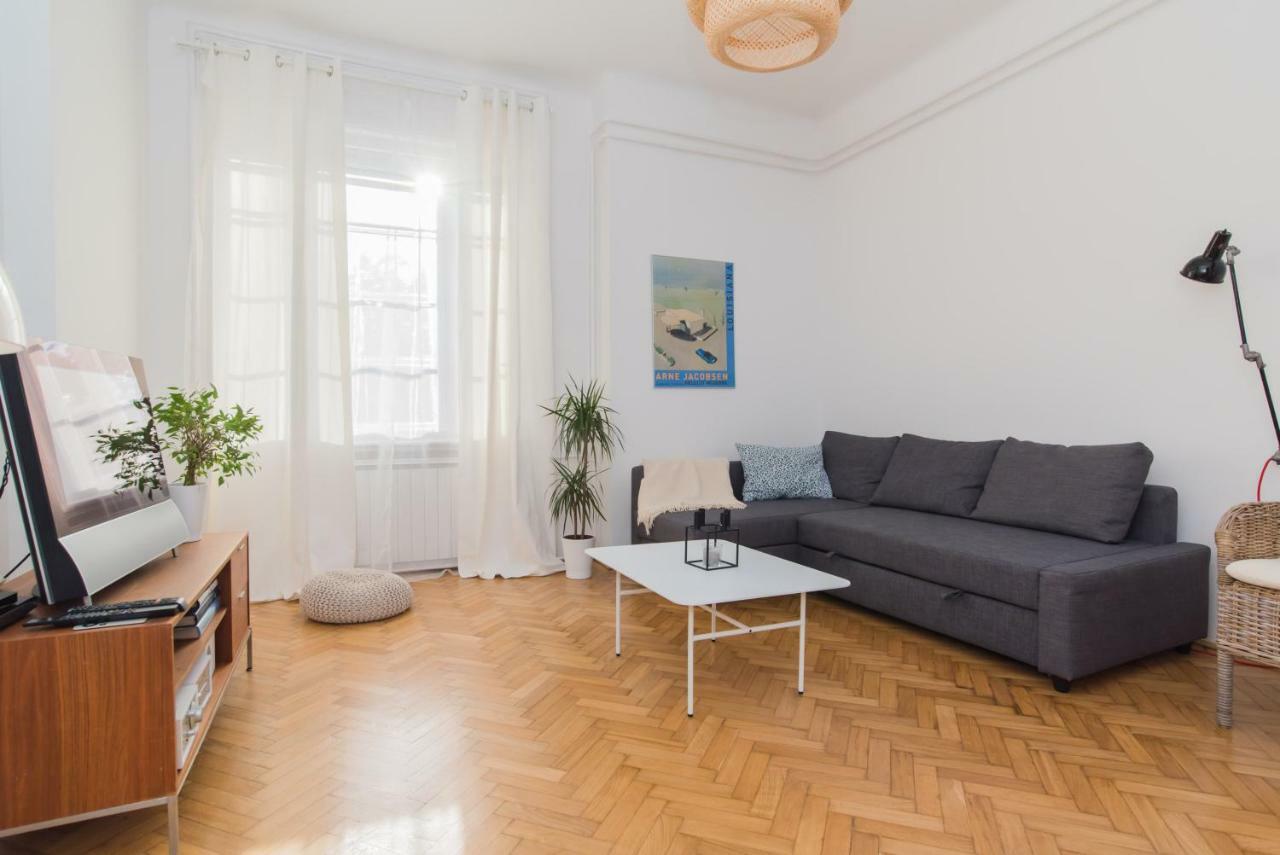 Klauzal Apartment W/3 Bedrooms, French Balcony Budapest Esterno foto